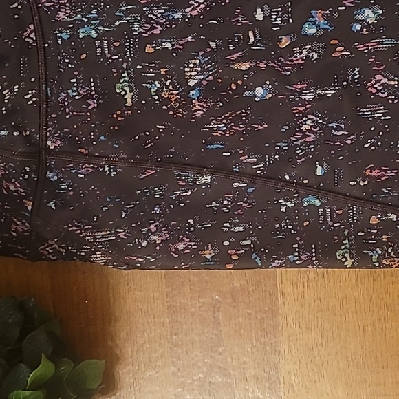 Athleta Capris - Picture 3 of 8